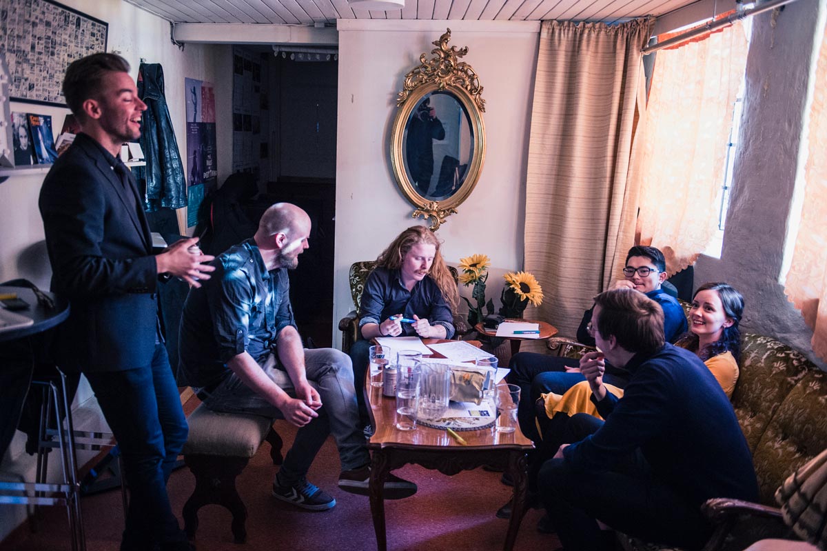 Bob Dylan på nordnorsk, backstage på Verdensteatret
